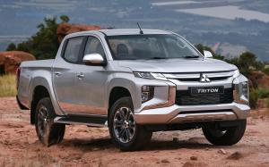 Mitsubishi Triton Double Cab 2019 года (ZA)